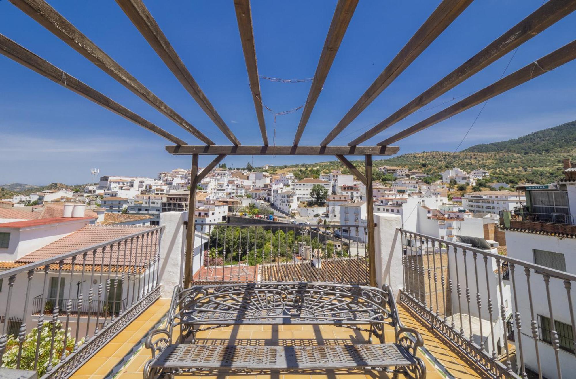 Cubo'S Hostal La Plaza Room 302 With Breakfast Tolox Exterior photo